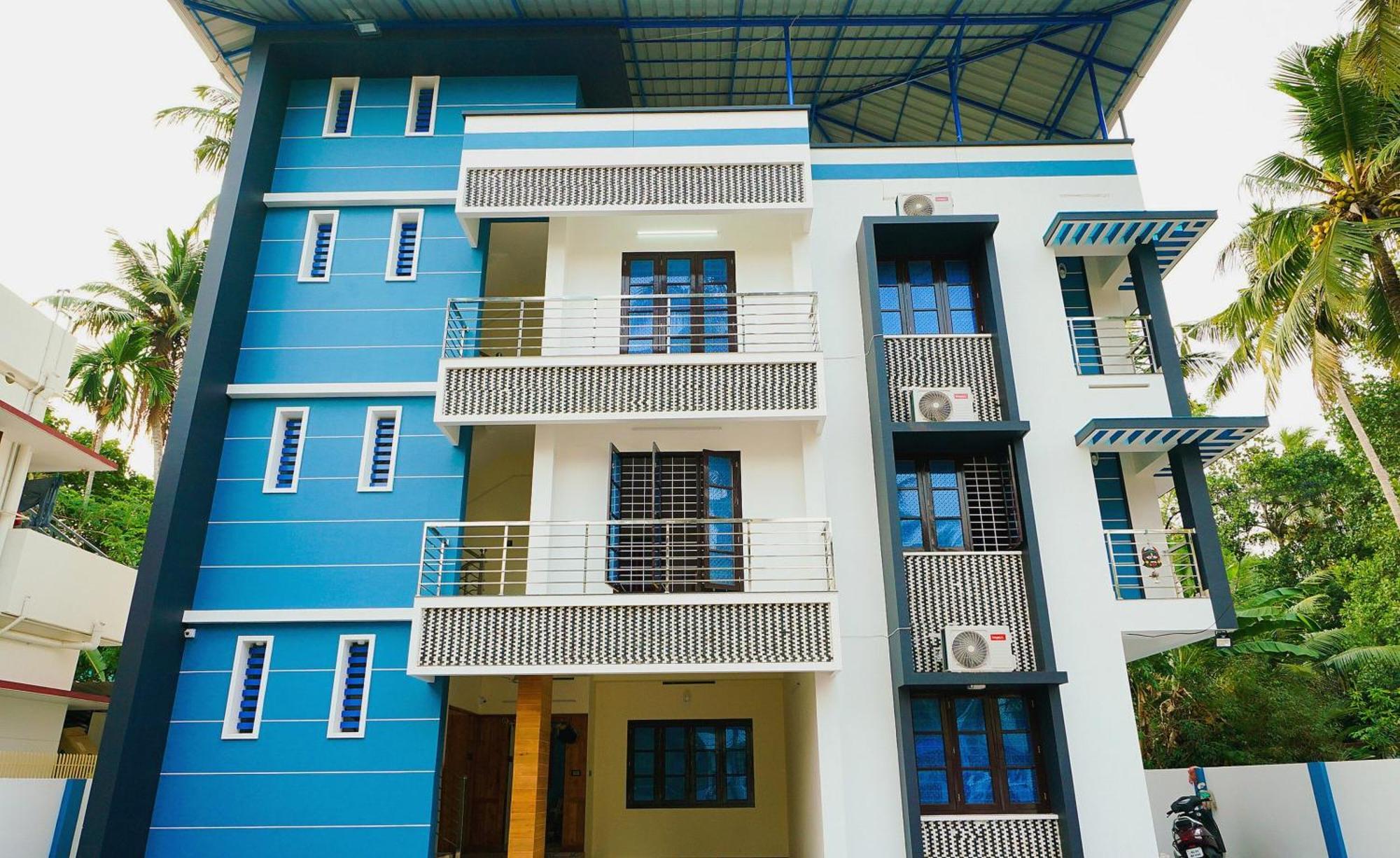 Hotel O Majestic Stays Kazhakuttam Exterior foto